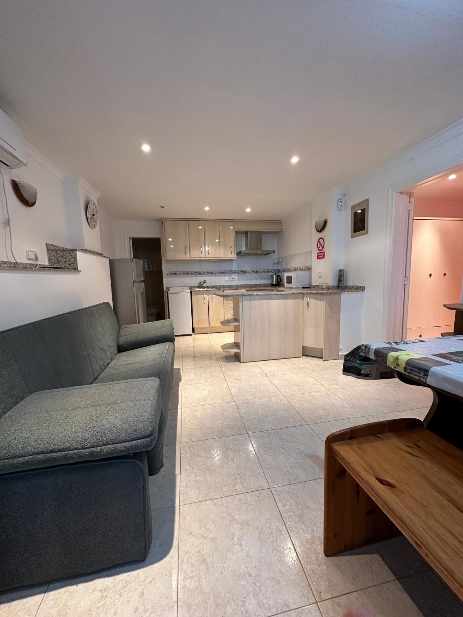 Apartamentos En La Villa Con El Territorio Comun En Κάλπε Εξωτερικό φωτογραφία