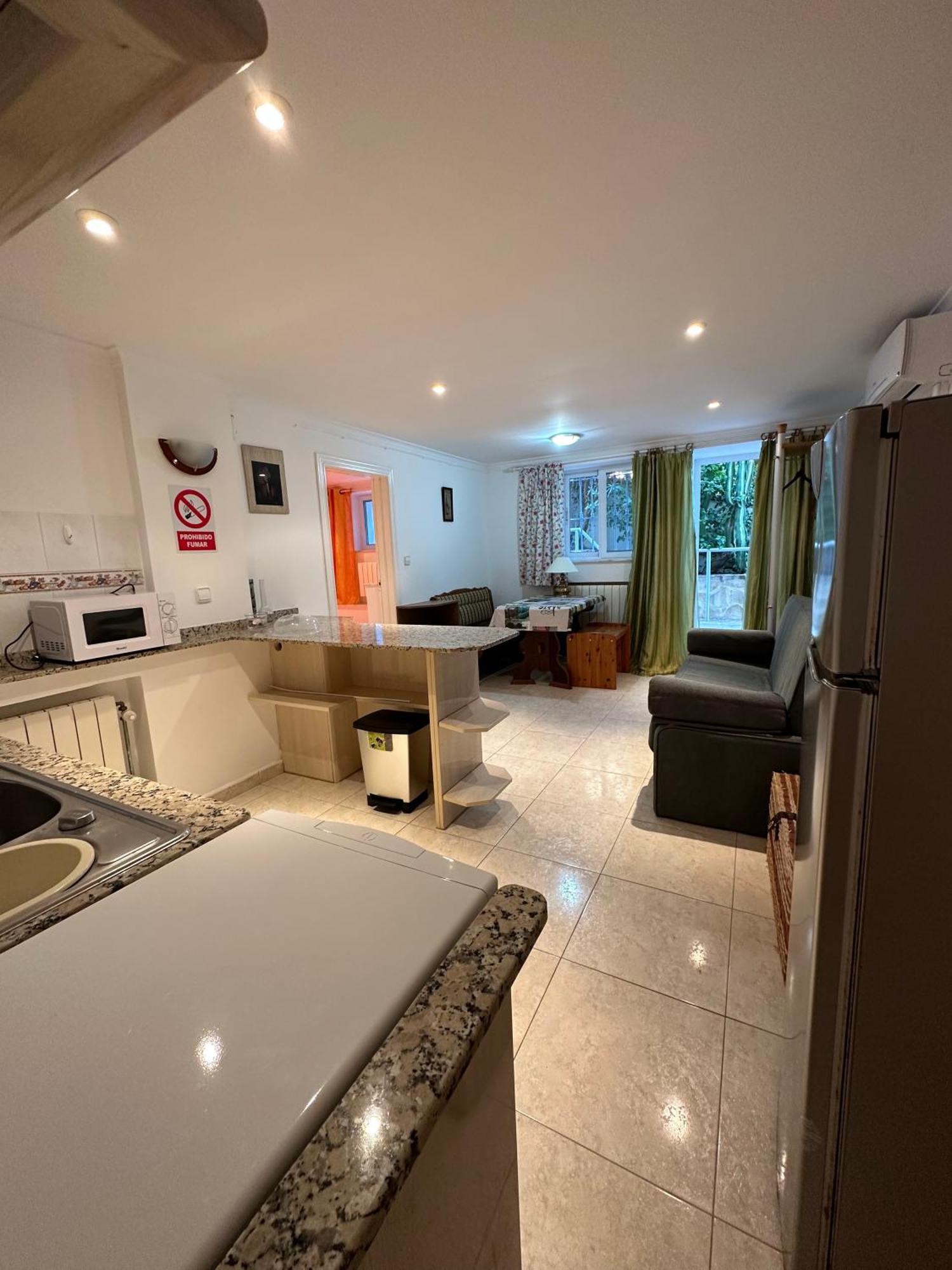 Apartamentos En La Villa Con El Territorio Comun En Κάλπε Εξωτερικό φωτογραφία