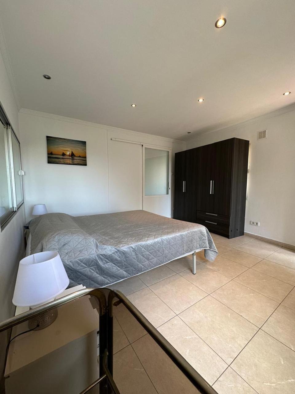 Apartamentos En La Villa Con El Territorio Comun En Κάλπε Εξωτερικό φωτογραφία